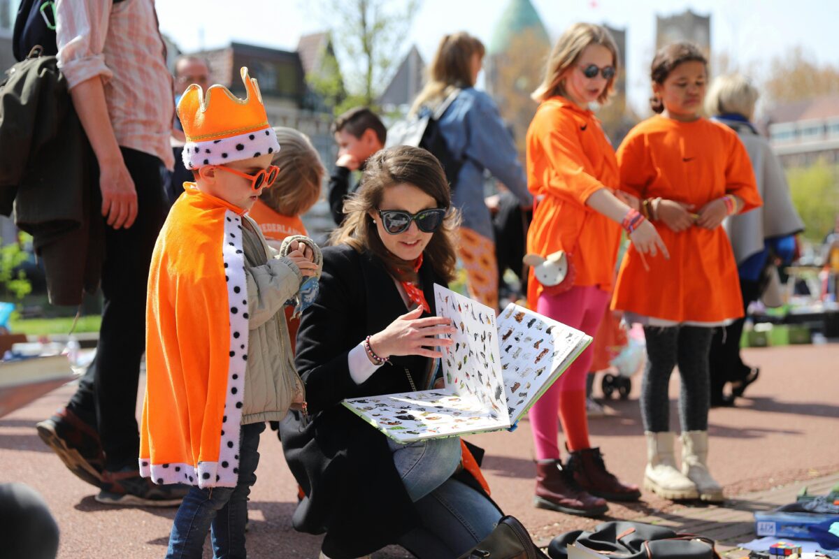 Koningsdag vrijmarkt met kinderen